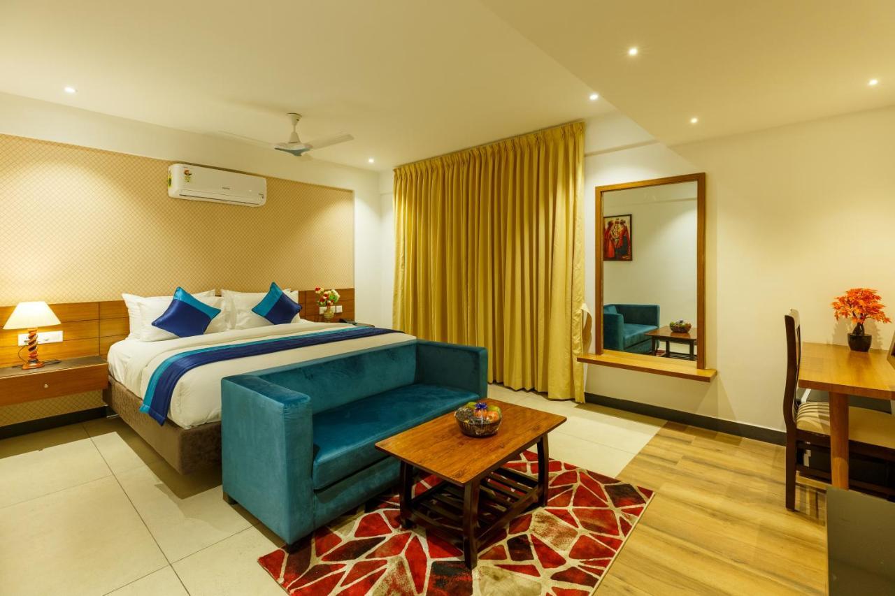 Royal Ace Boutique Hotel Bangalore Exterior foto